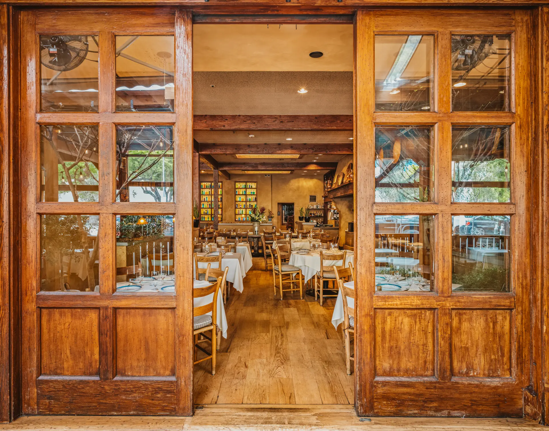 Photos_Evvia_Exterior_001